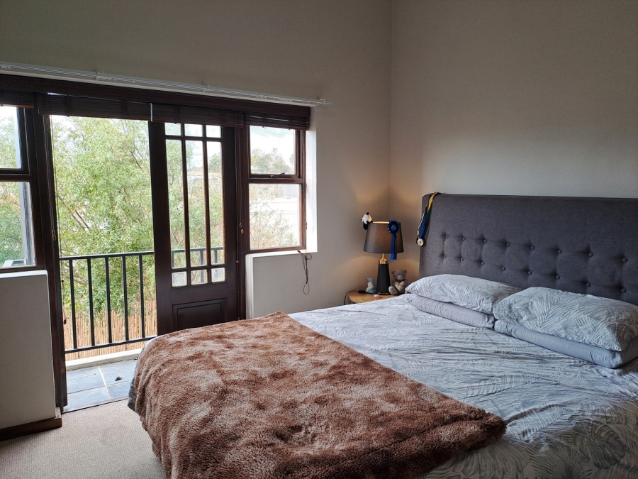 2 Bedroom Property for Sale in Boschenmeer Golf Country Estate Western Cape